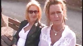 Schoolgirl does not resist to fuck with her boyfriend with her mother at home