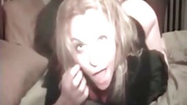 Unemployed young girl fucks the pizza maker to be able to dine for free