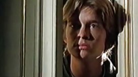 It is linked to two blonde sisters who like to fuck doing threesomes