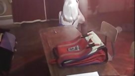 Mature Vecinita fucks a young man who is very horny